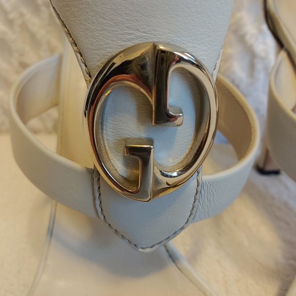 GUCCI Interlocking GG Gladiator Sandal Heels - Picture 13 of 16